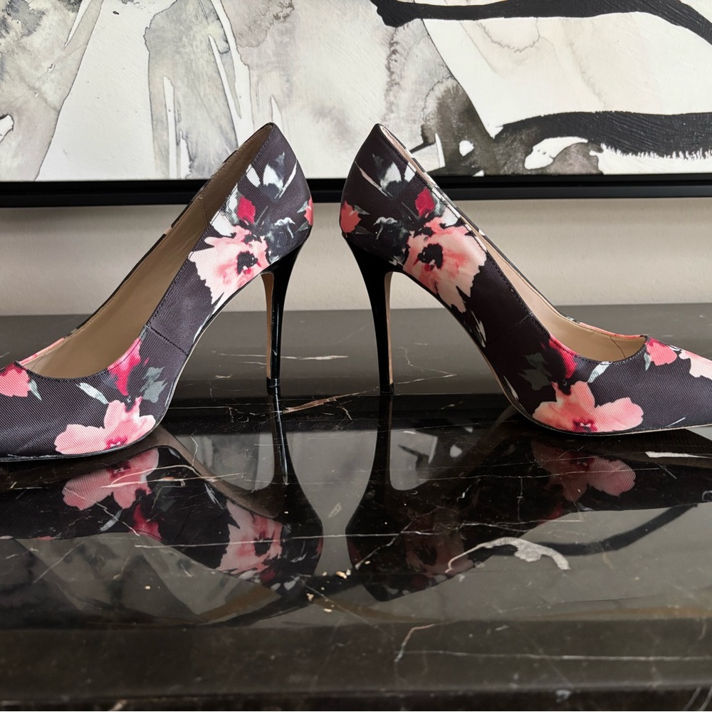 White House Black Market Black and Pink Butterfly Heels